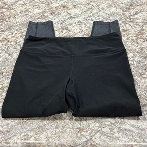 Energy Zone Black and Gray Leggings